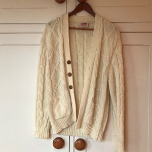 Vintage wool cable knit sweater